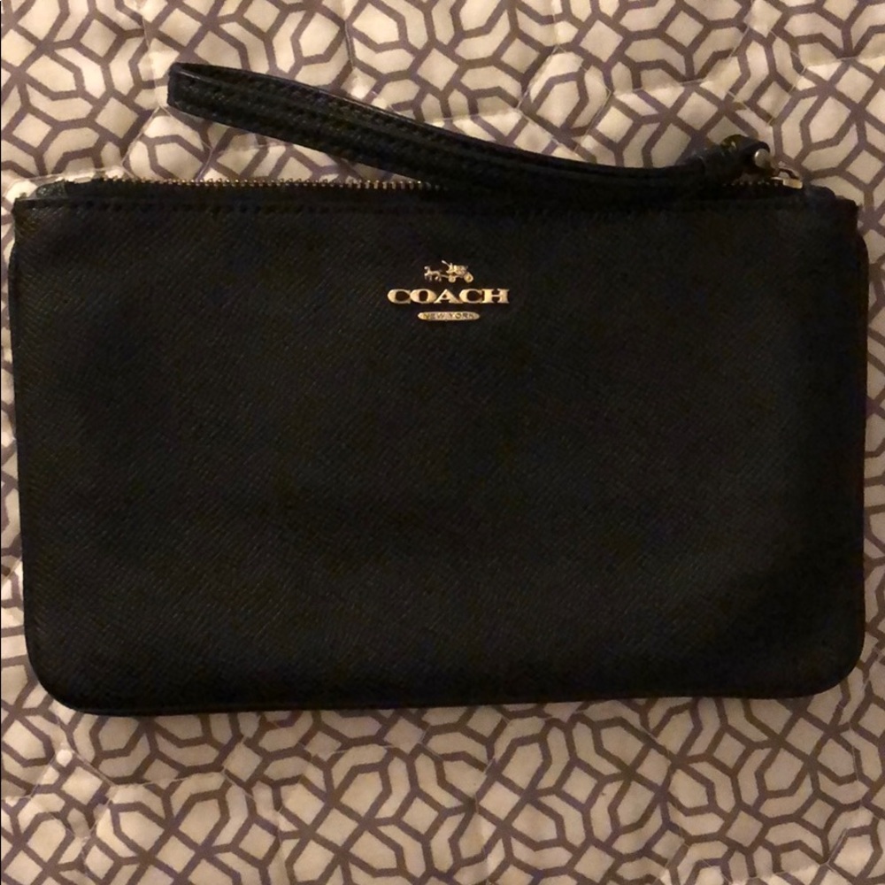 Coach Large Wristlet NWOT